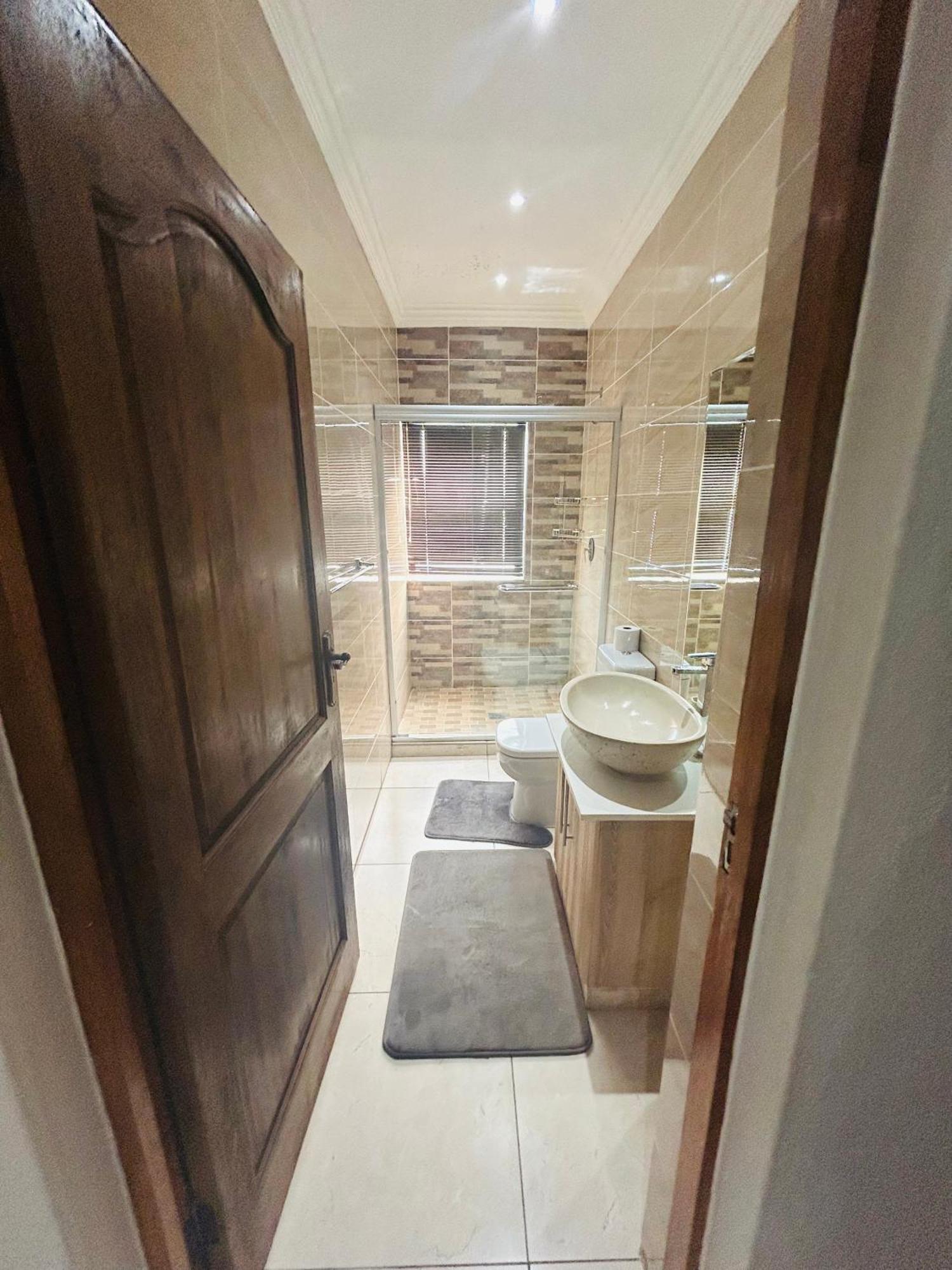 Bluewave Lifestyle Villa Hartbeespoort Bagian luar foto